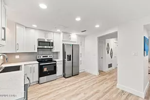 205 Greenwood Dr, Panama City Beach, FL 32407 - Photo 6