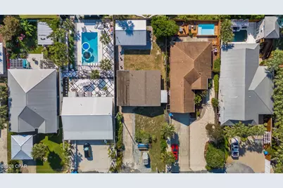 329 Derondo Street, Panama City Beach, FL 32413 - Photo 8
