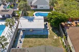 329 Derondo St, Panama City Beach, FL 32413 - Photo 4