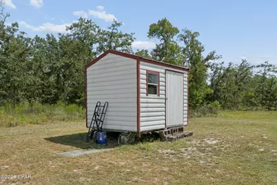 21835 Lake McKenzie Boulevard, Altha, FL 32421 - Photo 20