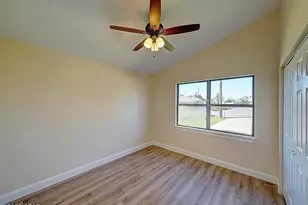 517 E 24th St, Lynn Haven, FL 32444 - Photo 12