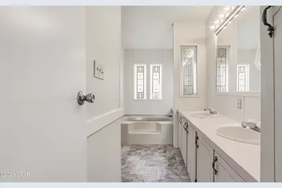 586 Hickory Bluff Drive, Southport, FL 32409 - Photo 12