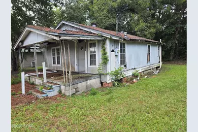 1031 Washington Avenue, Graceville, FL 32440 - Photo 2