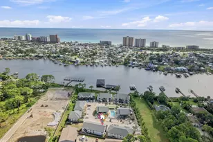 7813 N Lagoon Dr, Panama City, FL 32408 - Photo 1