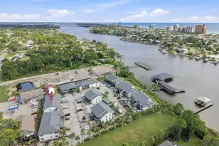 7813 N Lagoon Dr, Panama City, FL 32408 - Photo 48