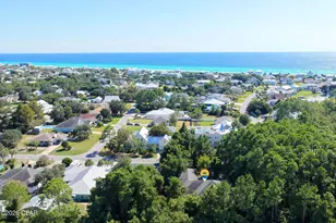 21116 S Lakeview Dr, Panama City Beach, FL 32413 - Photo 2