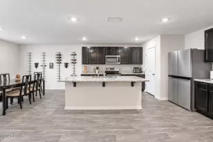 140 Spikes Cir, Southport, FL 32409 - Photo 14