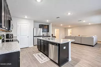 140 Spikes Circle, Southport, FL 32409 - Photo 12