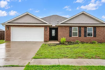 140 Spikes Circle, Southport, FL 32409 - Photo 2