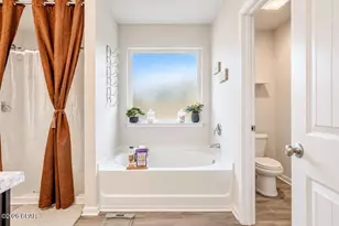 140 Spikes Cir, Southport, FL 32409 - Photo 20