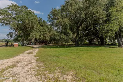 5728 Snowhill Road, Malone, FL 32445 - Photo 8