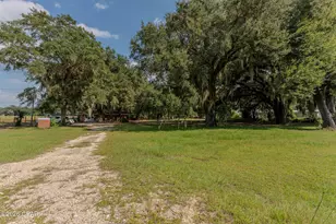 5728 Snow Hill Rd, Malone, FL 32445 - Photo 8