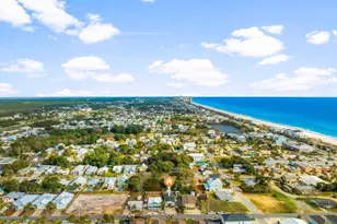 212 16th St, Panama City Beach, FL 32413 - Photo 2
