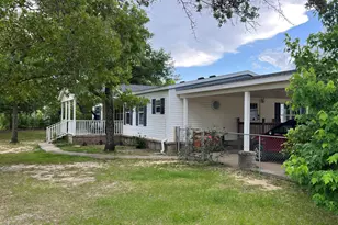 2541 Corral Dr, Alford, FL 32420 - Photo 2