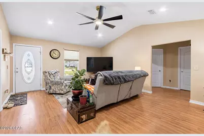 605 W Violet Lane, Defuniak Springs, FL 32433 - Photo 6