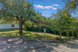 1150 Cove Pointe Dr, Panama City, FL 32401 - Photo 1