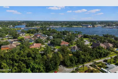 1150 Cove Pointe Drive, Panama City, FL 32401 - Photo 12