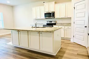 3127 Willie Dr, Southport, FL 32409 - Photo 8