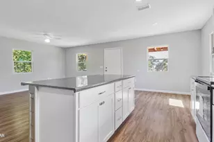 2806 E 3rd St, Panama City, FL 32401 - Photo 6
