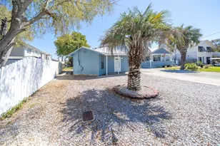 406 Dolphin St, Panama City Beach, FL 32413 - Photo 4