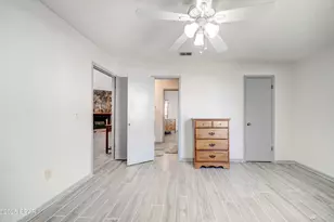 406 Dolphin St, Panama City Beach, FL 32413 - Photo 16