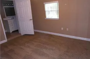 319 Harden Cir, Wewahitchka, FL 32465 - Photo 12