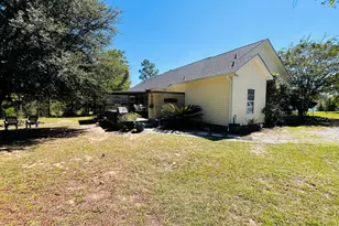 199 N Silver Lake, Marianna, FL 32448 - Photo 36