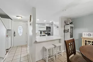 17462 Front Beach Rd, Panama City Beach, FL 32413 - Photo 8