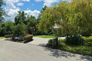 129 Betty Dr, Port Saint Joe, FL 32456 - Photo 42