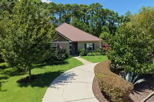 129 Betty Dr, Port Saint Joe, FL 32456 - Photo 40