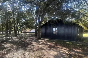 3799 Sweet Pond Rd, Greenwood, FL 32443 - Photo 6