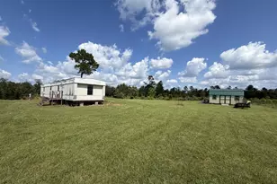 10750 Alex Dr, Fountain, FL 32438 - Photo 20