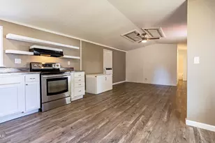 6421 Big Daddy Dr, Panama City Beach, FL 32407 - Photo 10