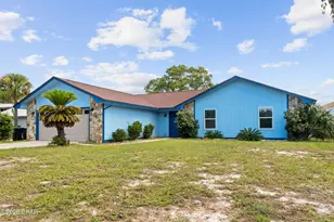 560 Lagoon Oaks Dr, Panama City Beach, FL 32408 - Photo 2