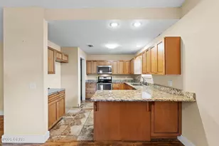 560 Lagoon Oaks Dr, Panama City Beach, FL 32408 - Photo 18