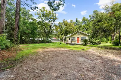 112 Opal Chambers, Apalachicola, FL 32320 - Photo 2