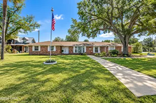 4608 Sunset Dr, Panama City, FL 32404 - Photo 1