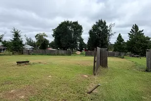 9206 Cherokee St, Youngstown, FL 32466 - Photo 18