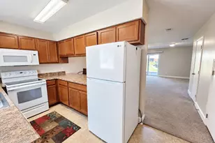 1325 W 12th St, Panama City, FL 32401 - Photo 4
