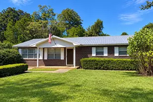 5487 Pelham Ct, Graceville, FL 32440 - Photo 2