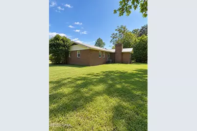5487 Pelham Court, Graceville, FL 32440 - Photo 12