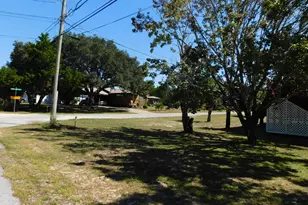 22421 Lakeview Ln, Panama City Beach, FL 32413 - Photo 30
