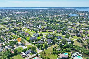 2151 W 29th Ct, Panama City, FL 32405 - Photo 6