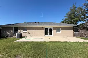 1411 Illinois Ave, Lynn Haven, FL 32444 - Photo 20