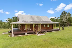 13865 Lesne Rd, Fountain, FL 32438 - Photo 1