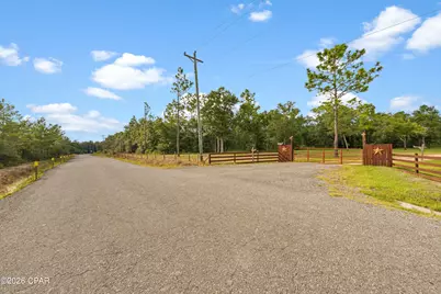 13865 Lesne Road, Fountain, FL 32438 - Photo 12