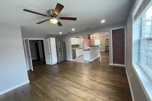 1431 W 11th St, Panama City, FL 32401 - Photo 8