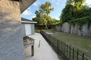 936 Pelican Pl, Panama City Beach, FL 32407 - Photo 24