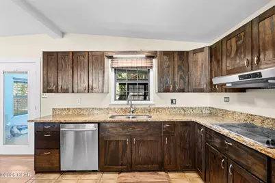 306 Carolyn Avenue, Panama City Beach, FL 32407 - Photo 10