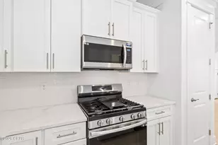 717 Longpoint Wy, Panama City Beach, FL 32407 - Photo 16